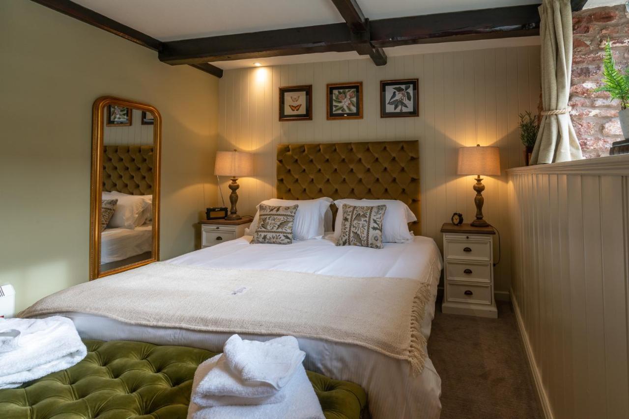 Hotel The Ring 'O' Bells Compton Martin Esterno foto
