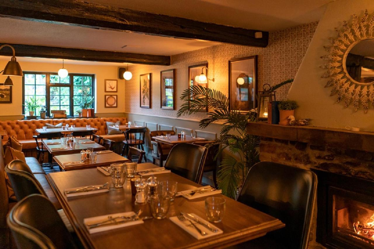 Hotel The Ring 'O' Bells Compton Martin Esterno foto