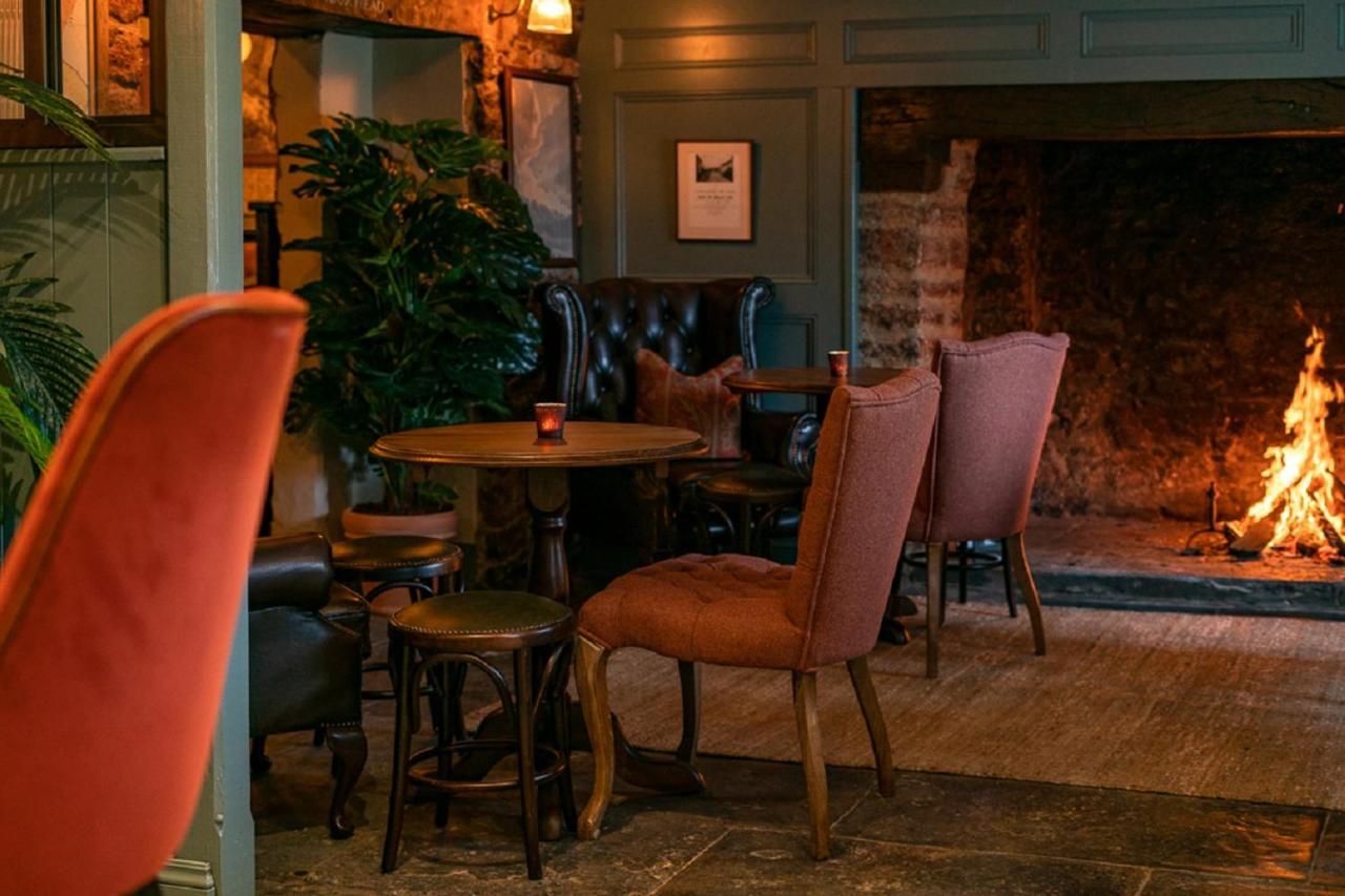 Hotel The Ring 'O' Bells Compton Martin Esterno foto