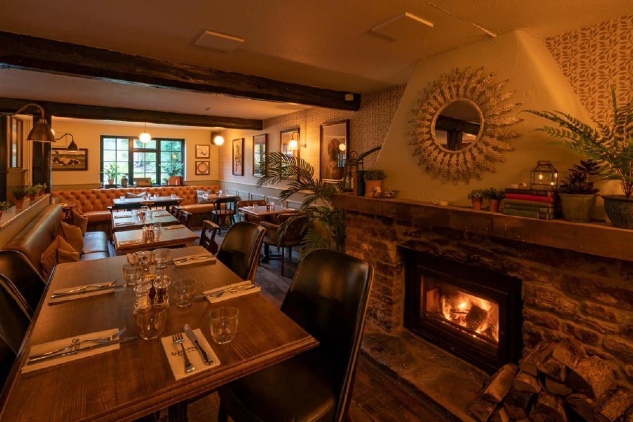Hotel The Ring 'O' Bells Compton Martin Esterno foto