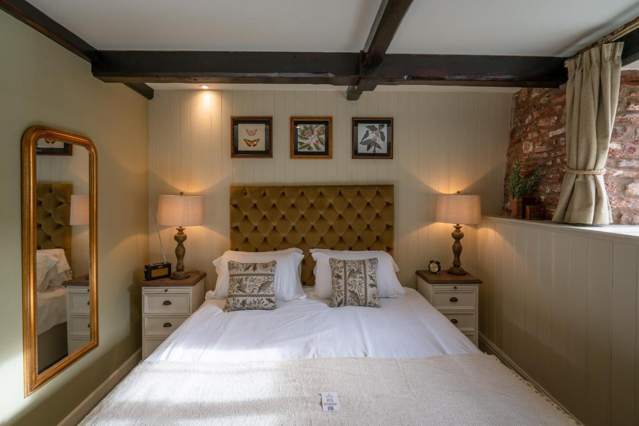 Hotel The Ring 'O' Bells Compton Martin Esterno foto