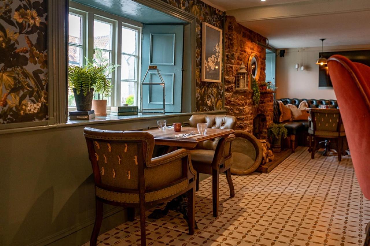 Hotel The Ring 'O' Bells Compton Martin Esterno foto